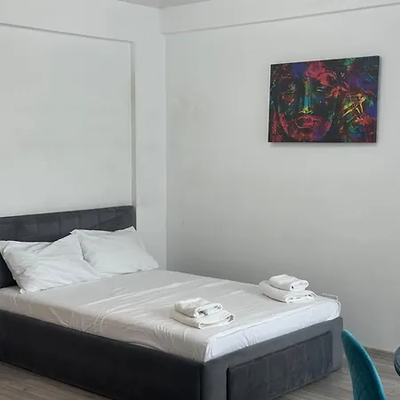 504 B2 Almar Luxury Residence-renting & Free Pool Apartman Năvodari